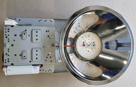 Lösung massgeschneidert LED-CLX Notlichtset 86 Round Star-42 LED DualColor 3000K,4000K PE+T
